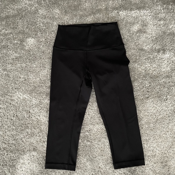 Lulu lemon bottoms - Picture 5 of 10